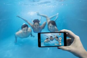 Underwater Photography with Your Mobile Phone