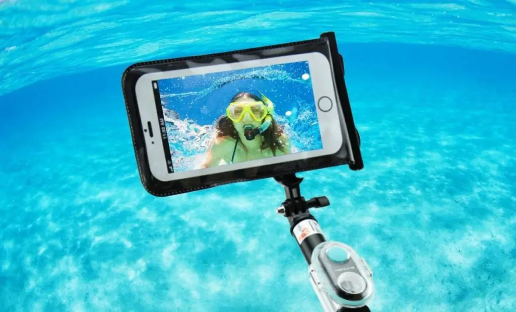 phone for underwater photography