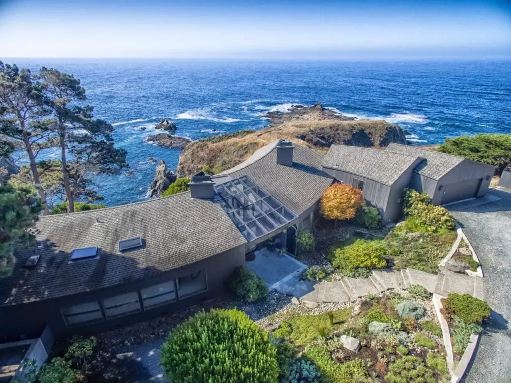 drone exterior real estate photography
