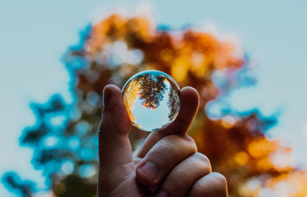 safely using lensball for photography