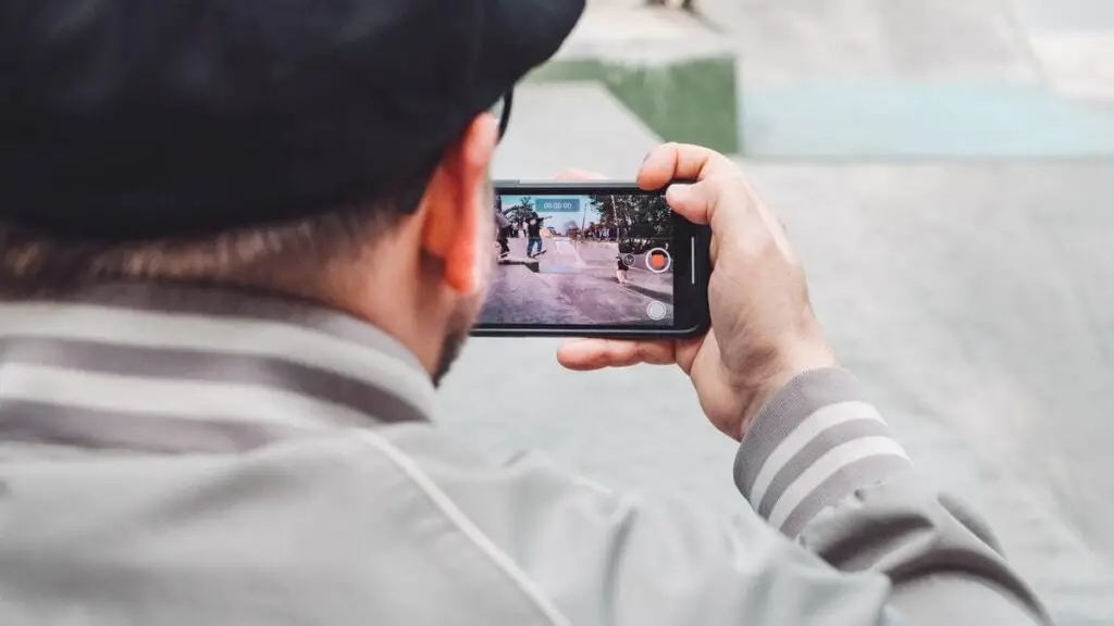 Smartphone sports photography tips and tricks