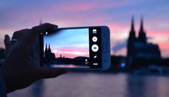 android filmmaking vs iphone filmmaking - best phone for mobile filmmaking